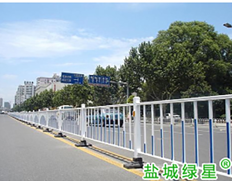 吐鲁番市政街道护栏